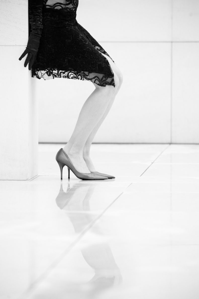 Beauty & Glamour Oriol Morte Photo Gallery